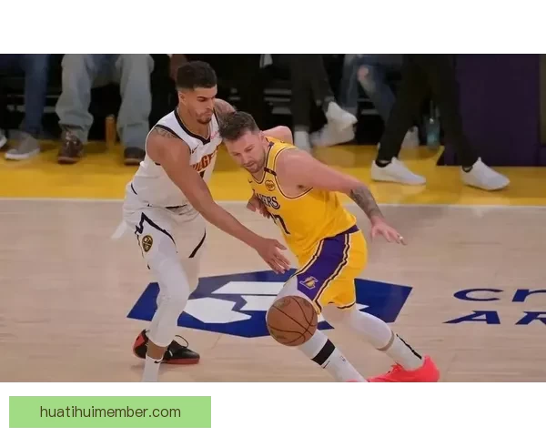 湖人天塌了 东契奇赛季报销里夫斯休战六周季后赛首战遭遇重创