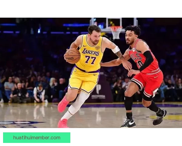 雷迪克赞东契奇末节表现堪称教科书 詹姆斯状态让自己感到身材走样