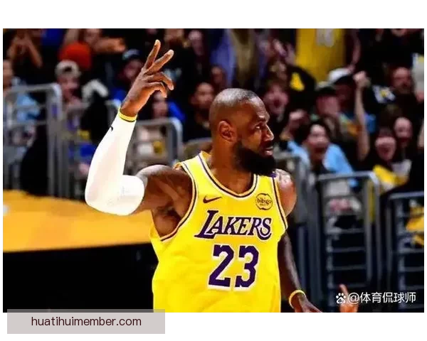 詹姆斯对阵魔术穿上历史出场王纪念球鞋1612数字见证里程碑时刻